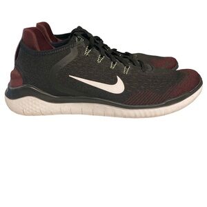 Men’s Nike Free Run Athletic Shoes Size 10.5 Black and Maroon in EUC